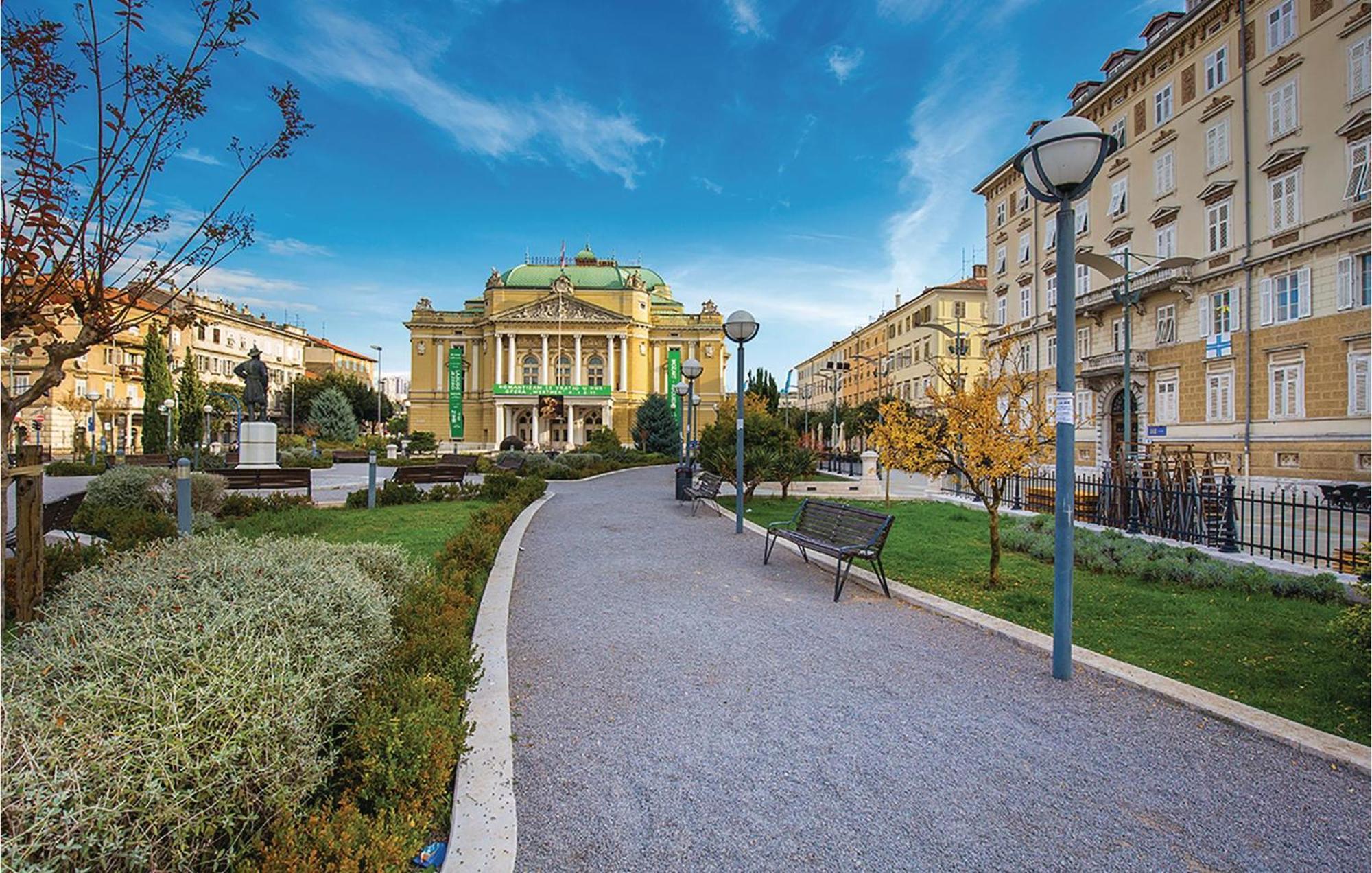 Gorgeous Apartment In Rijeka With Wifi מראה חיצוני תמונה