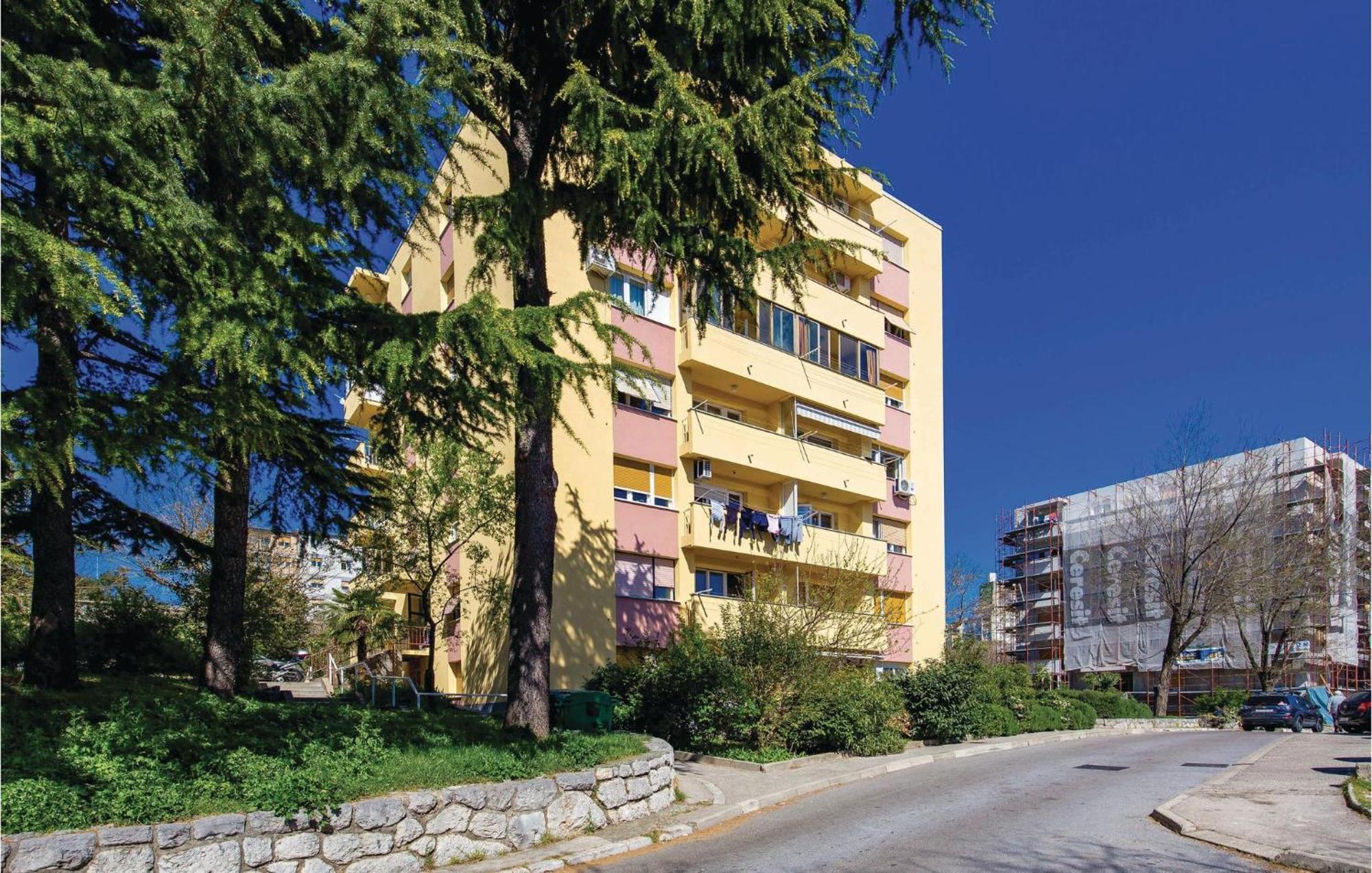 Gorgeous Apartment In Rijeka With Wifi מראה חיצוני תמונה